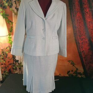 EUC: Sag Harbor Sze 16W Light Blue Skirt Suit Chic Professional